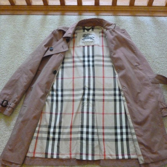 Burberry Antique Rose Iridescent Trench Coat - Picture 9 of 14